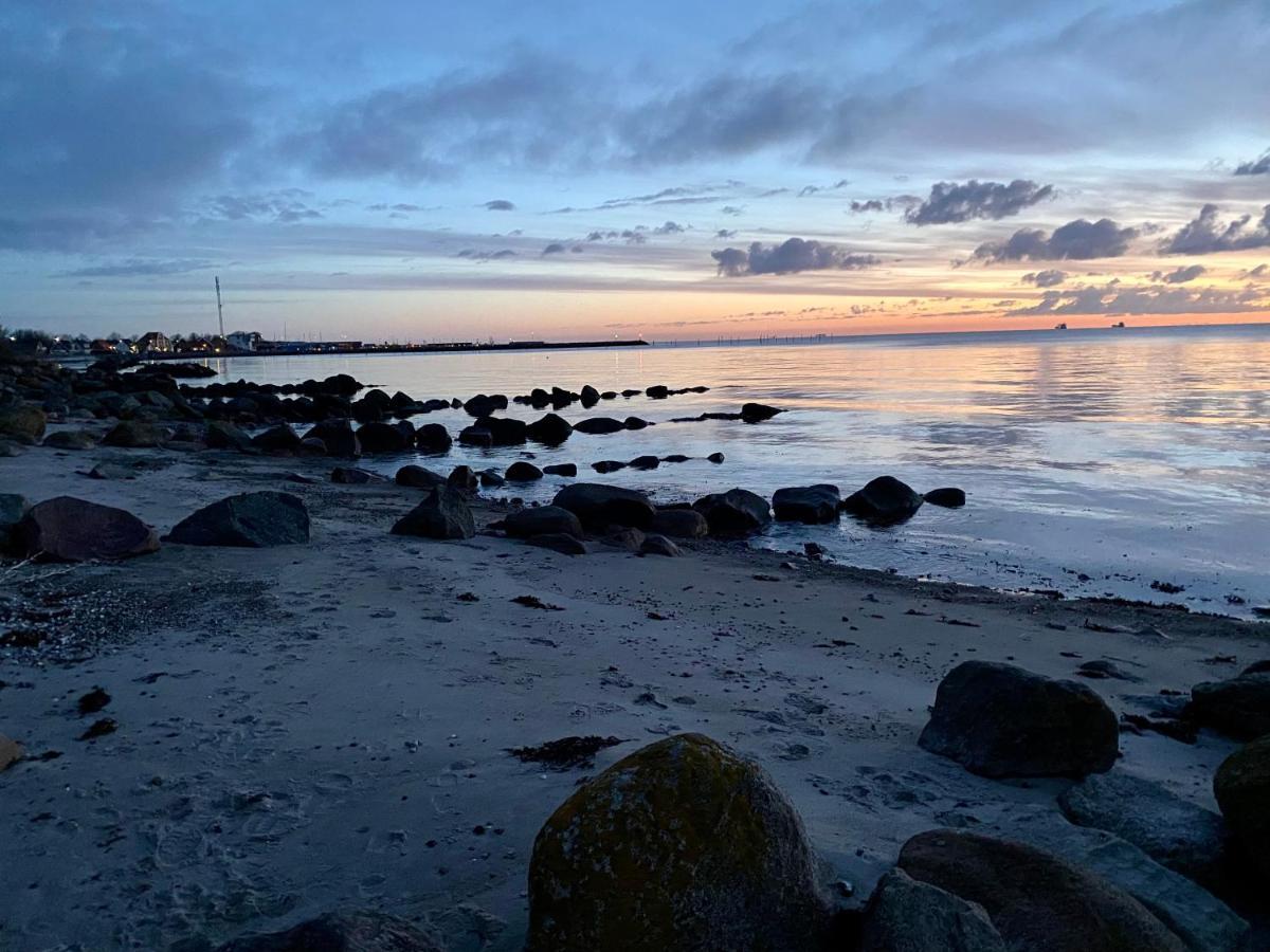 Feriehus Med Havudsigt Spodsbjerg Exterior foto