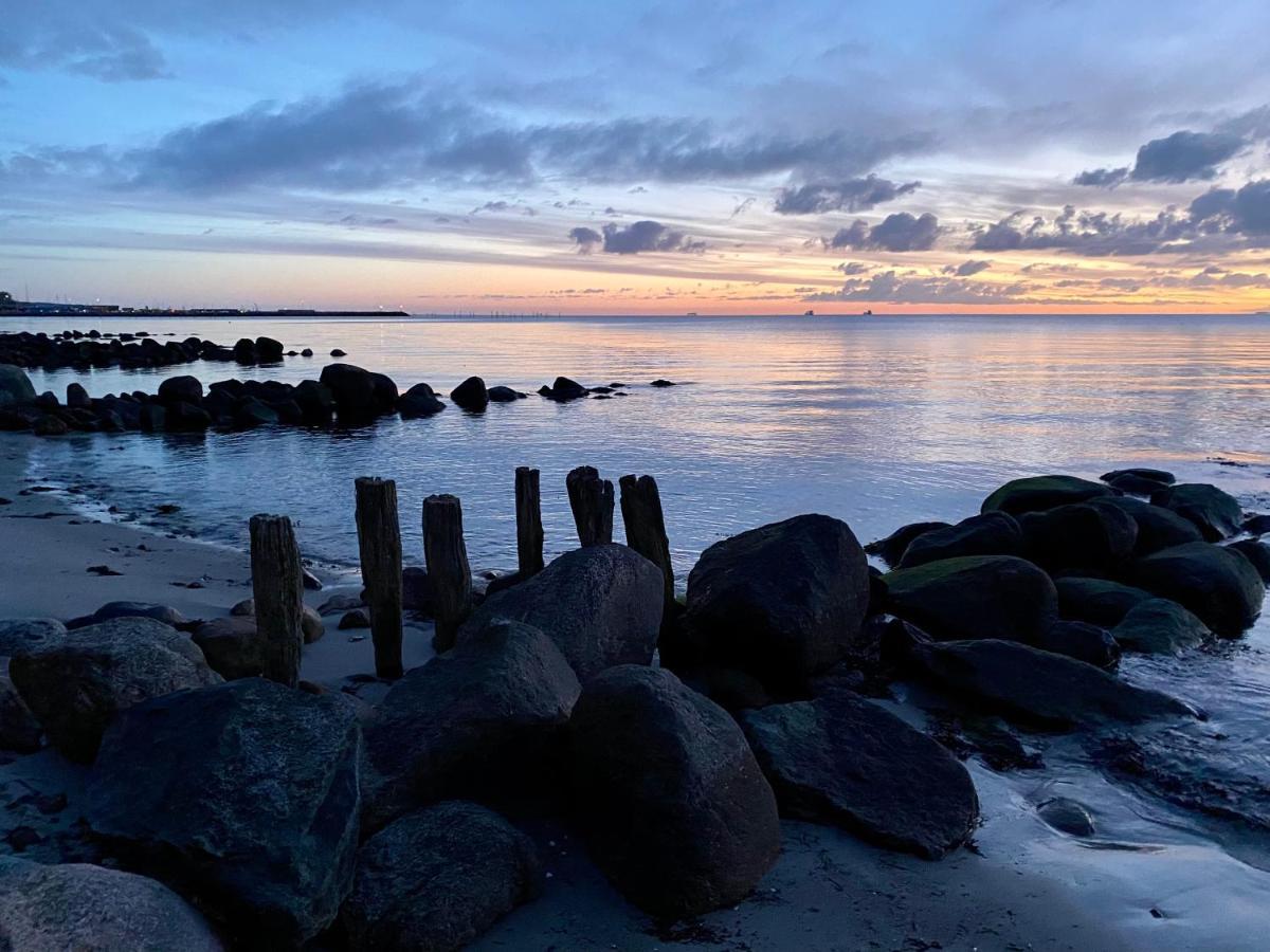 Feriehus Med Havudsigt Spodsbjerg Exterior foto