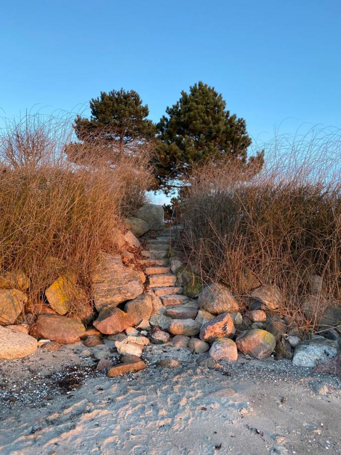 Feriehus Med Havudsigt Spodsbjerg Exterior foto